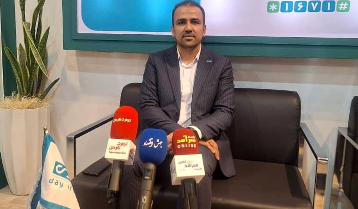 تحول دیجیتال در بیمه دی؛ از صدور آنلاین بیمه‌نامه تا سوپر اپلیکیشن هوشمند «دی دار»