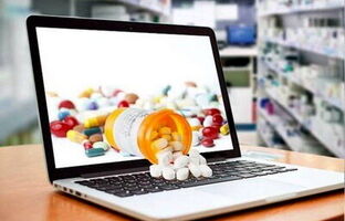 فروش اینترنتی دارو غیرقانونی است / با متخلفان برخورد قاطع می‌شود