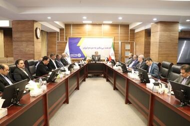 بیمه ایران ایستاده در کنار ملت ایران