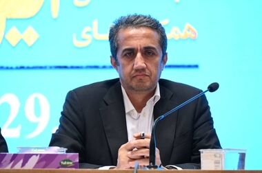 برنامه آغاز عملیات اجرایی 4 میلیارد دلار پروژه معدن و صنایع معدنی در سال جاری /درخواست آقاجانلو از عارف برای تامین انرژی پایدار و اتصال مناطق ویژه اقتصادی جنوب به خطوط راه آهن 