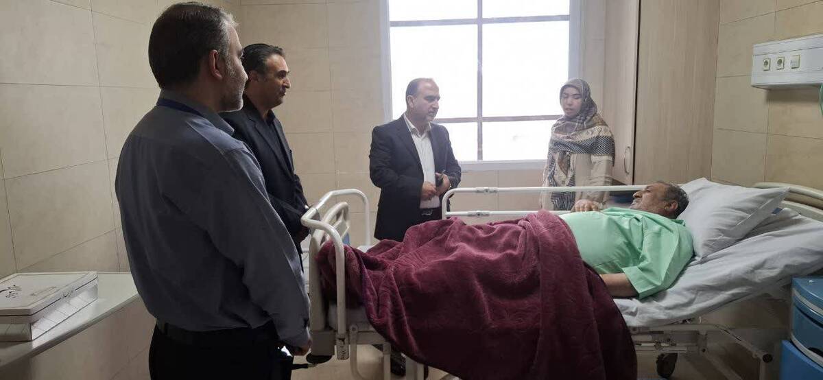 پیگیری وضعیت درمان جانبازان بستری در زنجان با حضور مسئولان بیمه دی و بنیاد شهید