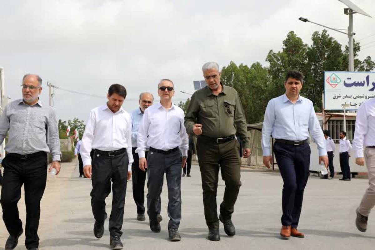 بازدید معاون وزیر نفت و مدیرعامل شستان از  طرح مجتمع پتروشیمی بدر شرق