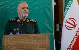 امروز خرمشهرِ کارکنان فولاد مبارکه کار در خطوط تولید است