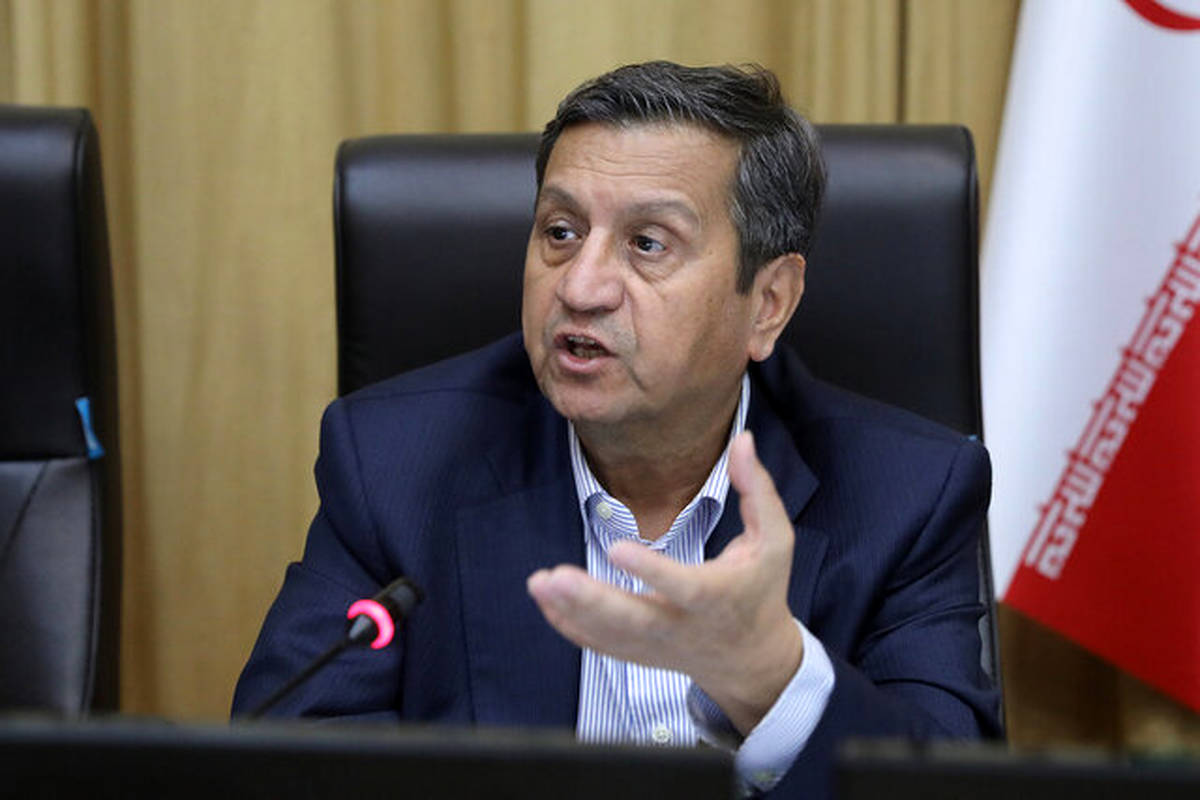 نباید از حقوق‌بگیران مالیات بگیریم/ اطلاعاتی از افراد با درآمد هنگفت نداریم