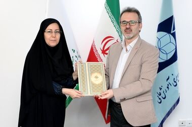 پنجمین نشست کافه کتاب پژوهشکده بیمه با موضوع "تحول دیجیتال در بیمه" برگزار شد