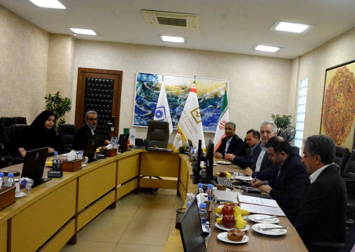 انعقاد تفاهم ‌نامه همکاری میان بانک صنعت و معدن و صندوق حمایت سرمایه ‌گذاری صنایع کوچک