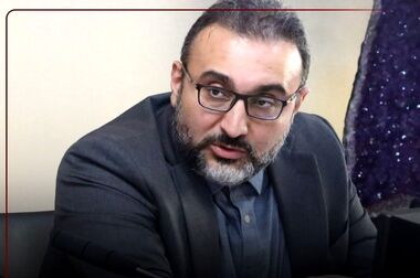 تجلیل از مدیر سابق روابط عمومی چادرملو