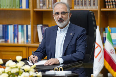 انعقاد قرارداد ۳۸ هزار میلیارد ریالی نهضت ملی در استان همدان/ ارایه مشاوره تخصصی به مشتریان در خصوص انواع خدمات بانک مسکن