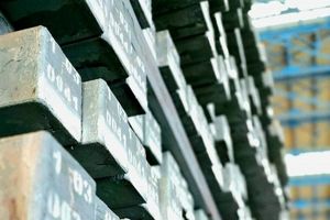 عرضه  ۵ هزار تن شمش فولادی  به‌صورت اعتباری ۳ماهه