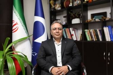 نخستین پروانه ۵ ساله مرکز کارآموزی جوارکارگاهی مرکز تحقیقات یزد صادر شد