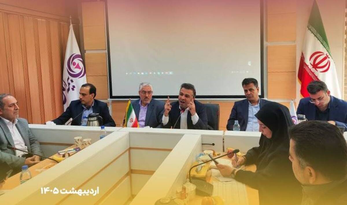نشست هم‌اندیشی انجمن صنفی نمایندگان بیمه آرمان با مدیرعامل و مدیران ارشد برگزار شد
