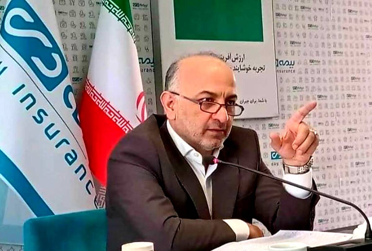 کسب موفقیتهای متعدد مرهون تلاش کارکنان / مشتری مداری سیاست اصلی بیمه دی