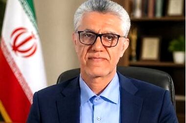 اعزام کاروان کارکنان شرکت پتروشیمی شیراز جهت حضور در مراسم تشییع پیکر رهبر شهید انقلاب