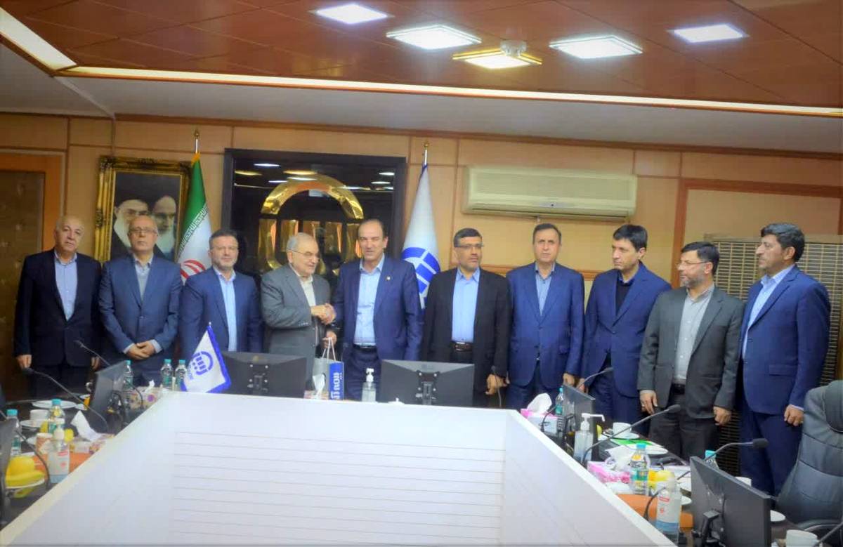 برگزاری مراسم تودیع سید مهدی صادقی، عضو اسبق هیات مدیره و سرپرست سابق معاونت توسعه سرمایه انسانی و پشتیبانی بیمه آسیا