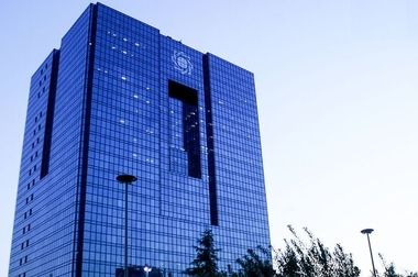  اقدام مدبرانه بانک مرکزی در تزریق ارز برای تامین سریع اقلام اساسی/ انبار‌های ذخیره کالا در کشور پر است
