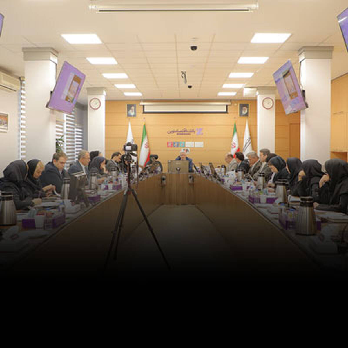 نخستین گام عملیاتی بانک اقتصادنوین برای تبدیل شدن به «بانک جامع» برداشته شد