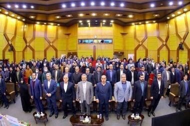 «دی‌آموز کارت» بانک دی؛ حساب ویژۀ دانش‌آموزان با سود، تخفیف و تسهیلات