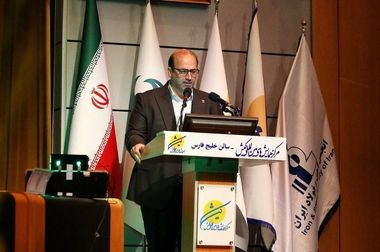 بومی سازی چسب جایگزین بنتونیت در فولاد خوزستان