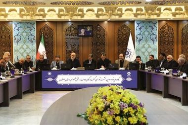 نیروگاه خورشیدی فولاد مبارکه نمونه موفق اجرای برنامه هفتم توسعه است 