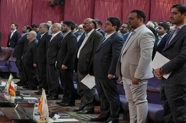 فراخوان شرکت در مزایده اموال ضایعاتی و مستعمل بانک کارآفرین