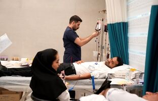«نذر سرخ»؛ جاماندگان اربعین در پتروشیمی پردیس خون خود را به بیماران هدیه کردند