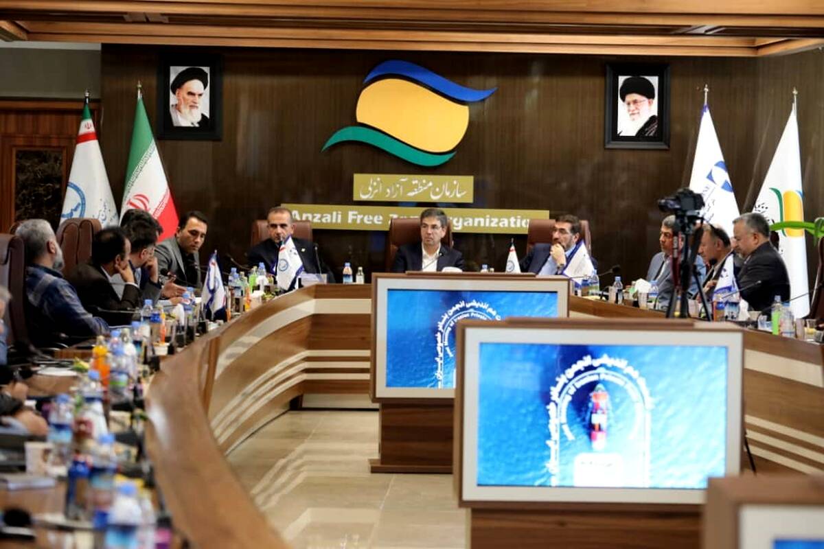 نشست اعضای انجمن بنادر خصوصی ایران در بندر کاسپین