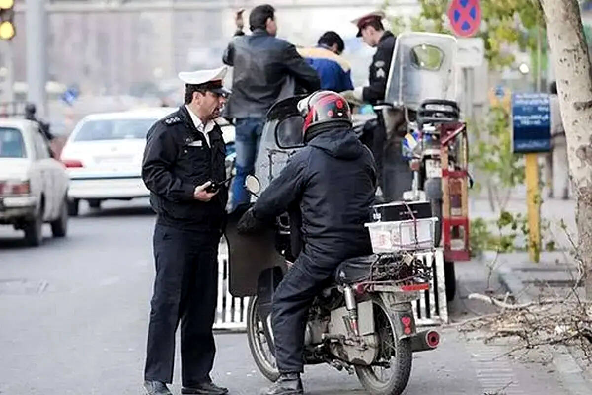 ۹۳۰۰ وسیله نقلیه به دلیل تخلفات حمل بار نامتعارف  در پاییز اعمال قانون شدند