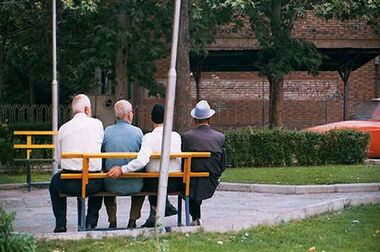  کلاف سردرگمِ همسان‌سازی برای بازنشستگان کارگری/ چرا عیدی‌ها «کارمندی» است؟!