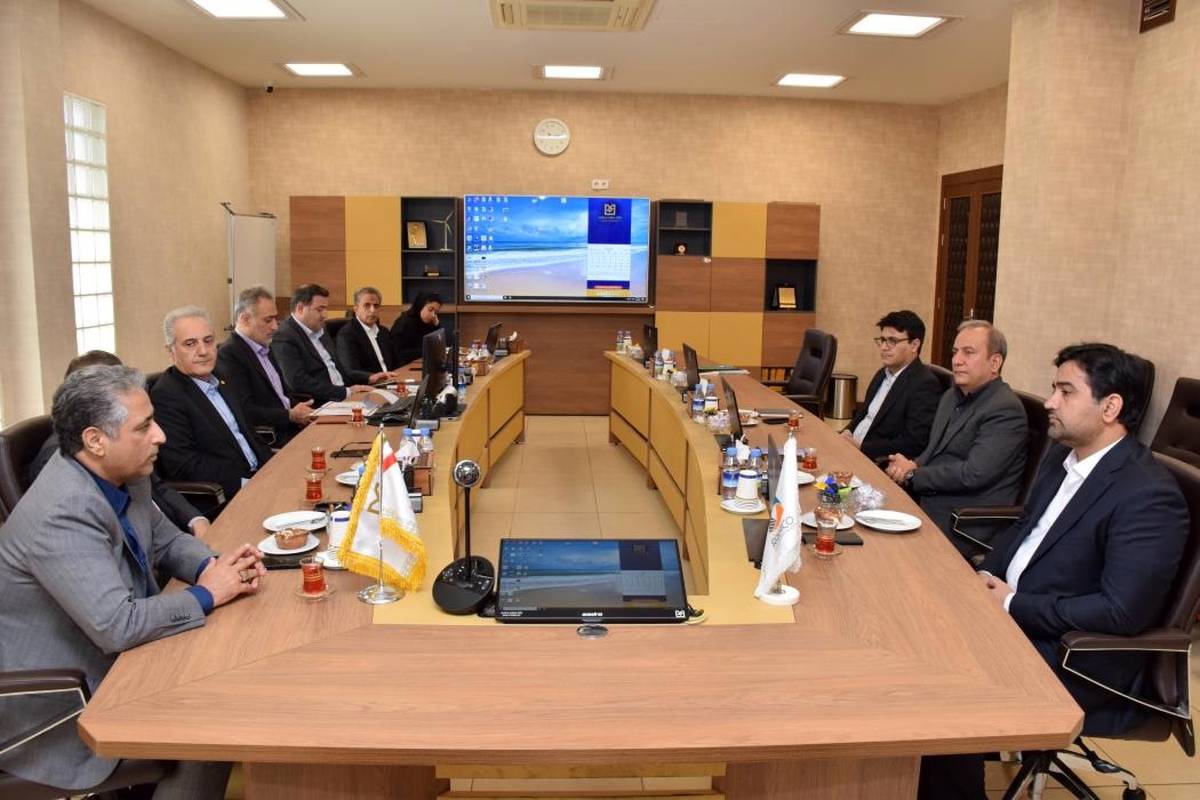 امضای تفاهم‌نامه بانک صنعت و معدن و صندوق بیمه سرمایه‌گذاری فعالیت‌های معدنی