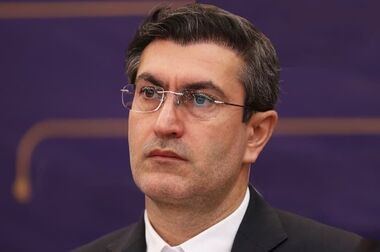 بانک سینا 201 همت به چرخه اقتصادی کشور تزریق کرد