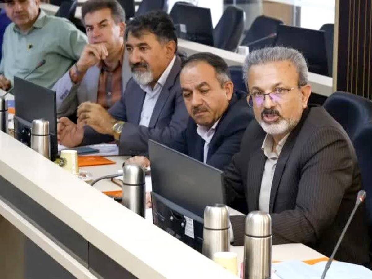 عقد قرارداد ۳۰ هزار میلیارد ریالی طرح نهضت ملی مسکن در استان/ تسریع در تکمیل و واگذاری واحدها به متقاضیان