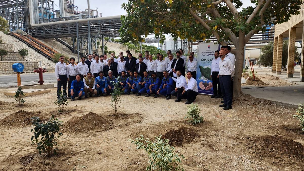 درختکاری در پتروشیمی پردیس؛ تعهدی سبز برای فردایی پایدار