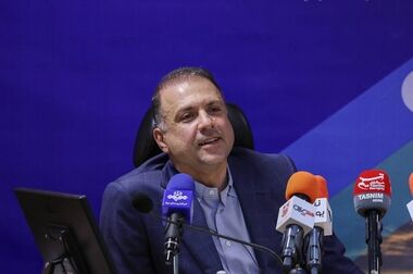 بازدید وزیر صمت از غرفه شرکت ملی صنایع مس ایران در نمایشگاه ایران کانمین ۲۰۲۵