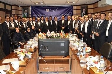  بررسی راه‌های همکاری متقابل بانک سینا و هلدینگ معدنی و صنعتی گل گهر