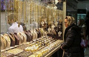 کاهش تقاضای طلا در داخل/ قیمت‌ها از نرخ جهانی عقب‌تر است