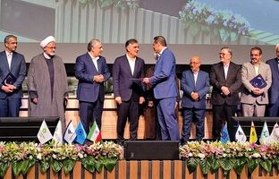 تجلیل از بانک پارسیان به‌عنوان بانک پیشرو در استقرار نظارت و تطبیق شرعی