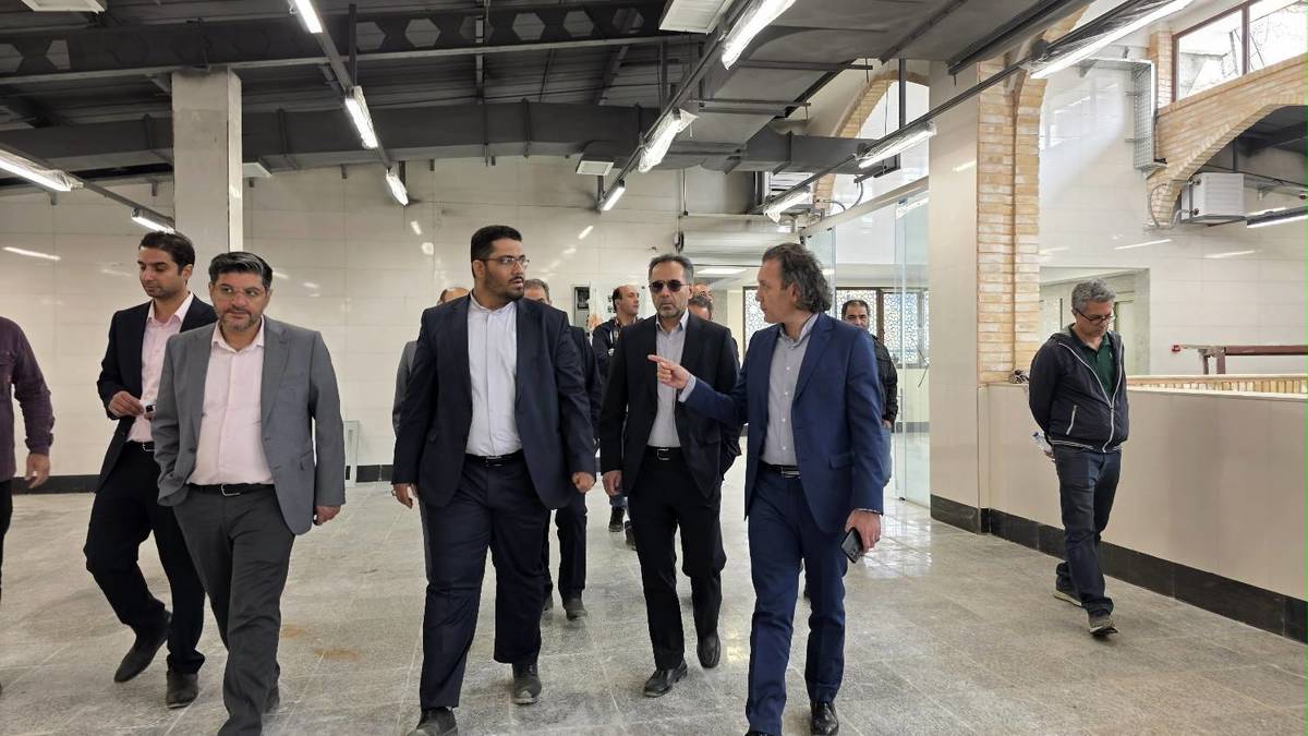 بهره‌برداری از ۵ بازار میوه و تره‌بار محله‌ای تا انتهای آذرماه / نهضت توسعه بازارهای میوه و تره‌بار در پایتخت ادامه دار است