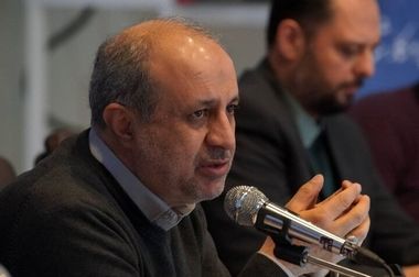 صبانور در کنار مردم کرانی؛ برف‌روبی و امدادرسانی به جاده‌های روستایی بیجار