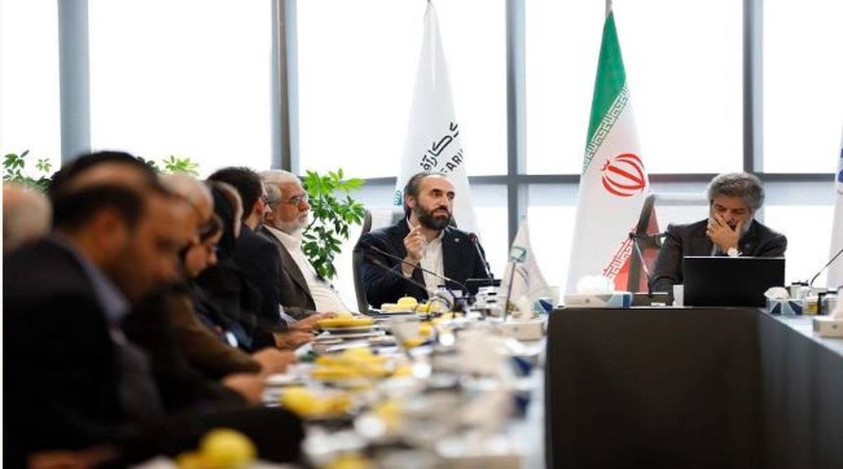 بررسی اهمیت، وضعیت و جایگاه تطبیق مقررات در شرکت ها و سازمان های غیربانکی