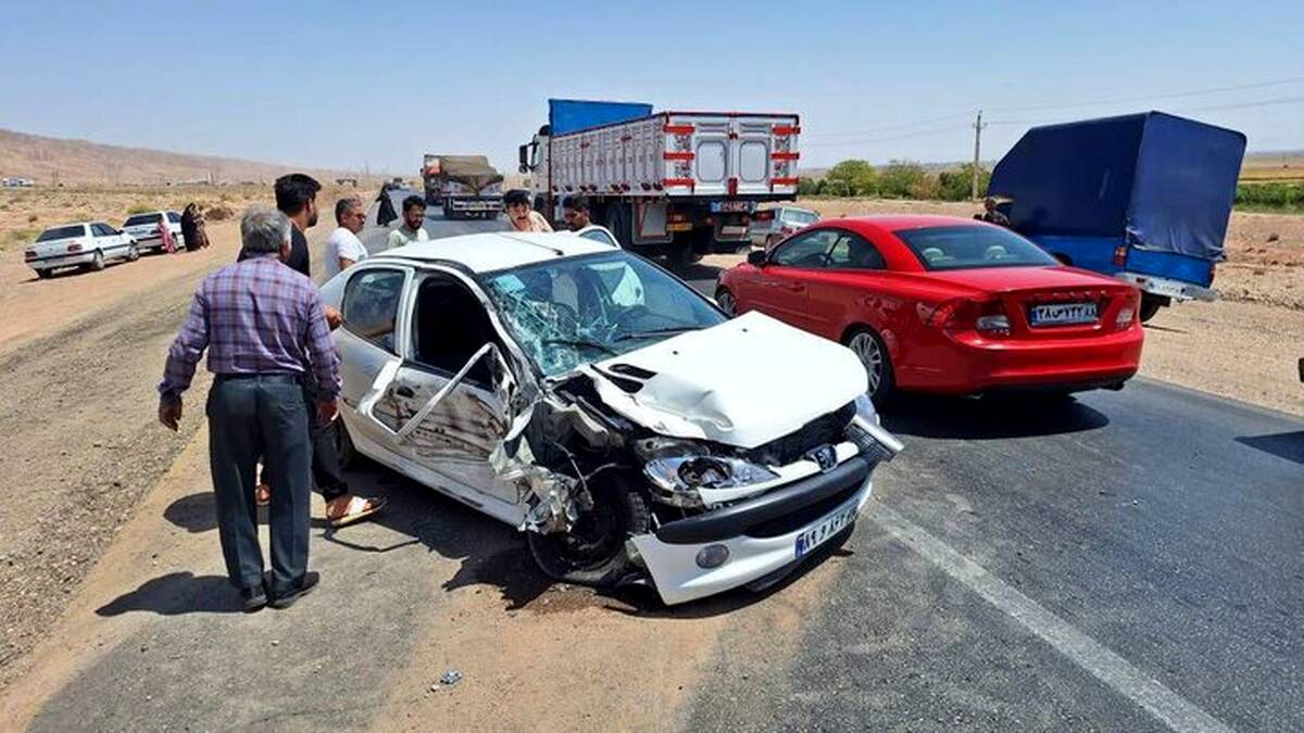 تصادفات هولناک و جبران ناپذیر به دلیل لاستیک غیر استاندارد و فرسوده/توصیه های جدی پلیس برای سفر در روزهای پایانی تابستان