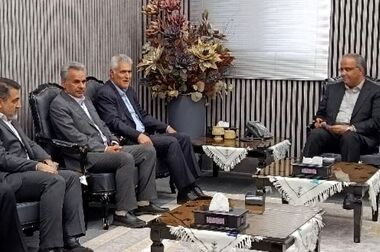 بازدید دکتر شیری مدیرعامل پست بانک ایران و هیات همراه از غرفه بانک در نمایشگاه اینوتکس ۲۰۲۵