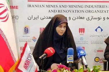 تاکید نماینده رئیس‌جمهور بر رفع موانع توسعه نیروگاه‌های خورشیدی در صنایع معدنی /حمایت دولت از شتاب‌دهی به احداث نیروگاه‌های تجدیدپذیر