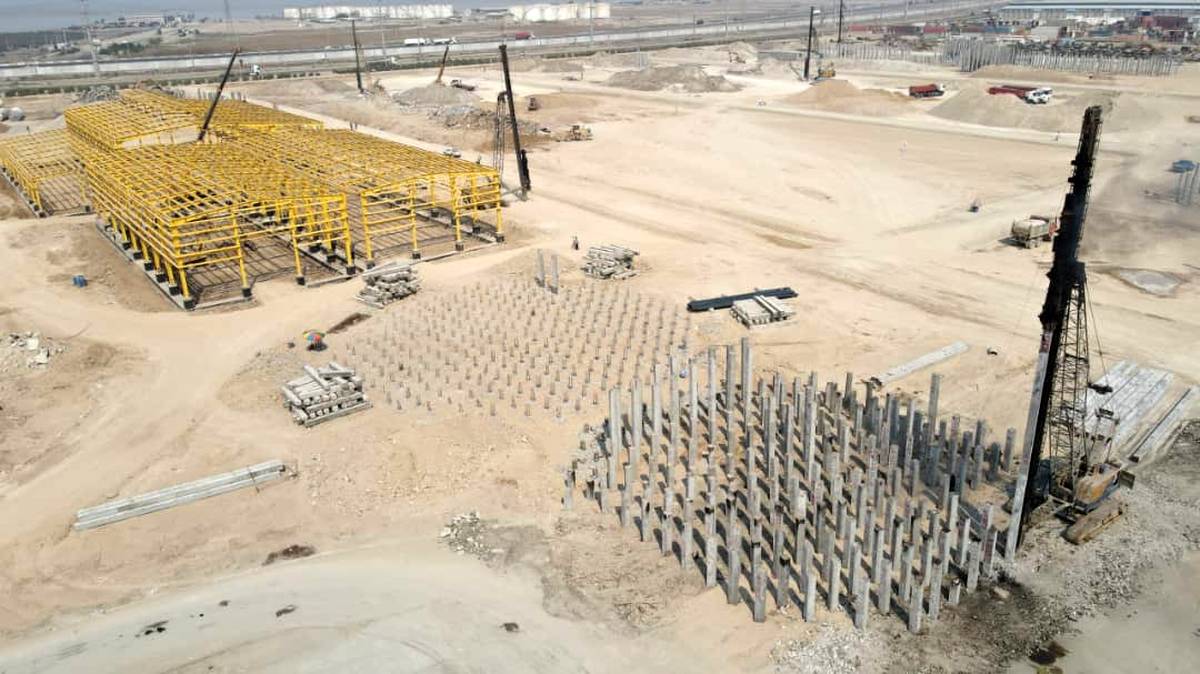 پیشرفت ۱۱ درصدی الماس ماهشهر / قارونی: بیش از ۳۰ هزار میلیارد تاکنون برای خرید تجهیزات هزینه شده/ ۱۲۱ هزار مترمکعب خاک‌برداری صورت‌گرفته است