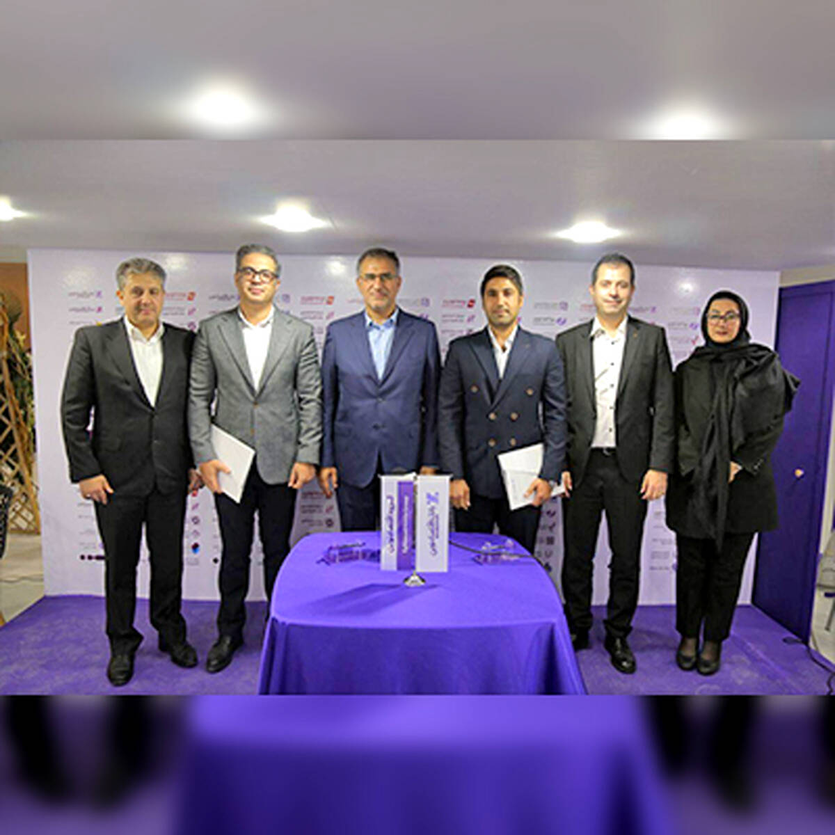  کیش اکسپو؛ امضای تفاهمنامه همکاری پرداخت نوین و رایتل