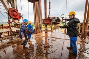 تکمیل ۷ حلقه چاه منصورآباد با تجهیزات ایرانی؛ جهش ۱۲ هزار بشکه‌ای در تولید نفت