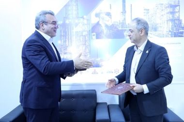 آغاز همکاری راهبردی رایتل و تاپیکو برای تحول دیجیتال صنعت نفت و پتروشیمی