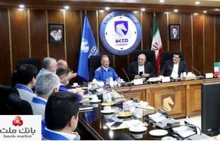 دیدار مدیرعامل بانک ملت با مدیرعامل ایران خودرو -حمایت از واحدهای تولیدی و صنعتی بزرگ در اولویت برنامه های بانک ملت