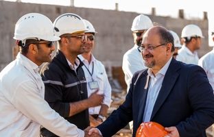 دستور محمد شریعتمداری برای تبدیل وضعیت بیش از ۱۲۰۰ نیروی خدماتی و حجمی ایثارگر