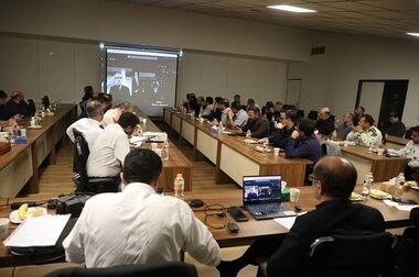 آئین بدرقه  خادمین حسینی منطقه ۲ به  پایانه مرزی زرباطیه عراق برگزار شد