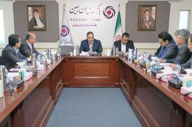 پاسخگویی مرکز ارتباط با مشتریان بانک ایران زمین در ایام جنگ تحمیلی به صورت شبانه روزی